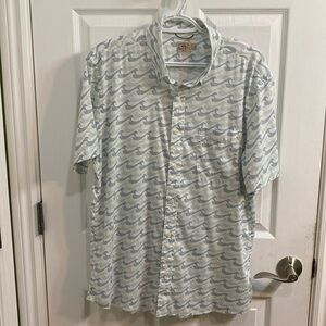 Faherty Movement Casual Short Sleeve Button Down Shirt Size Large Blue Waves